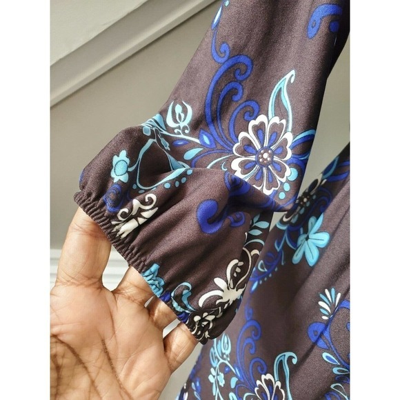 Hypnotized Floral Long Sleeve V-Neck Dress - Picture 6 of 10